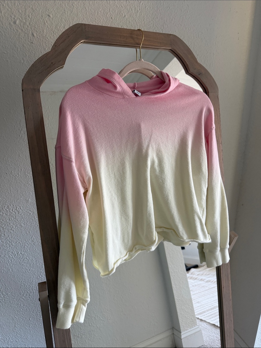 Old Navy Pink to Cream Ombre Hooded Crewneck Sweater